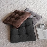 Saari 燈芯絨坐墊